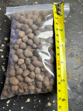 Load image into Gallery viewer, Clay pebbles
