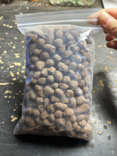 Load image into Gallery viewer, Clay pebbles
